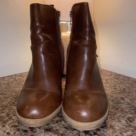 Boots - Picture 2 of 2